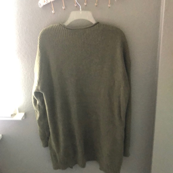 Cardigan - Picture 2 of 2